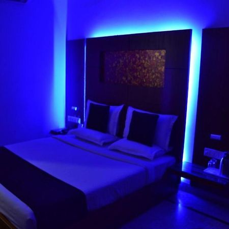 Hotel Basera Brij Bhoomi Vrindāvan Dış mekan fotoğraf