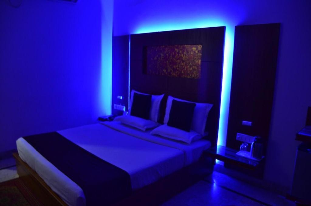 Hotel Basera Brij Bhoomi Vrindāvan Dış mekan fotoğraf