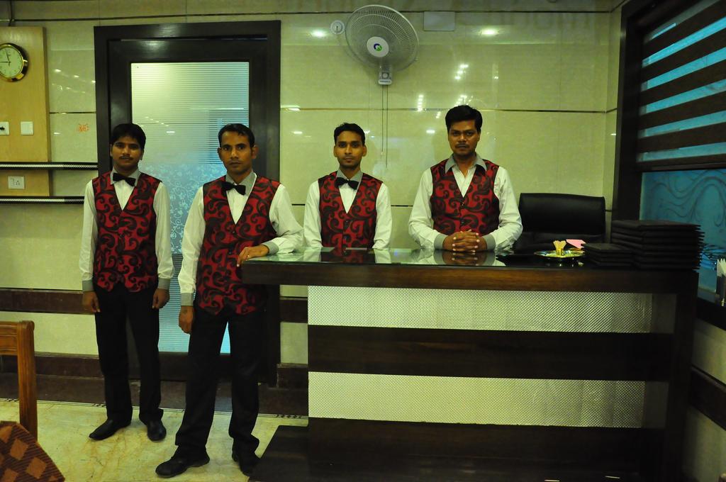 Hotel Basera Brij Bhoomi Vrindāvan Dış mekan fotoğraf