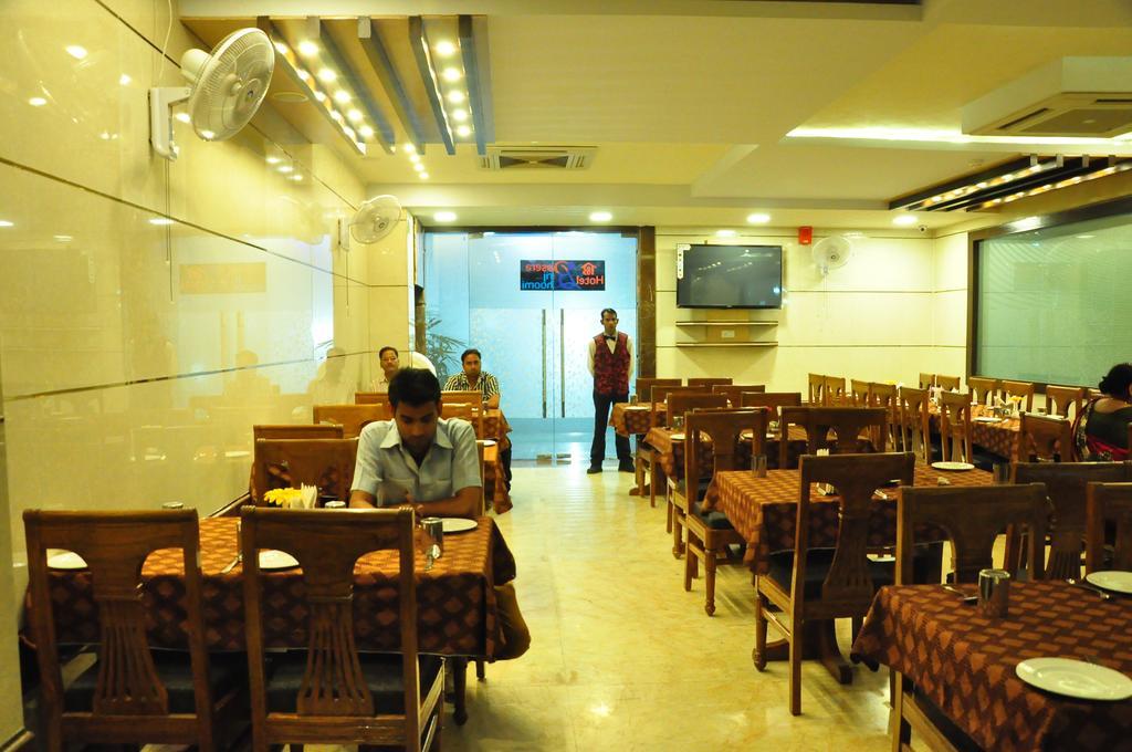 Hotel Basera Brij Bhoomi Vrindāvan Dış mekan fotoğraf